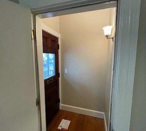 4th image of 50 Crandall St