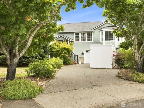 206 Orting Avenue NW, Orting, WA 98360