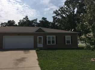 2138 Emmy Ave, Lebanon, MO 65536