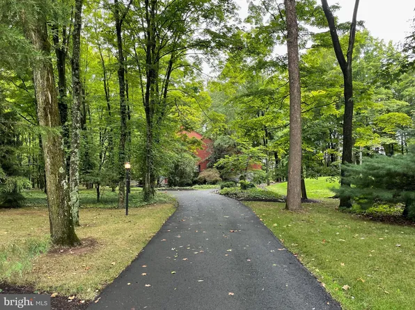 885 Price Rd, Harleysville, PA 19438