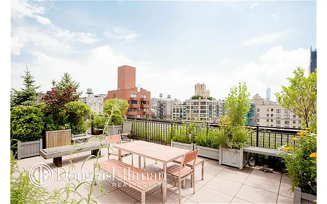 Sold by Douglas Elliman | media 15