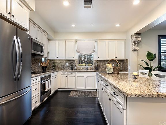 5th image of 167 Westpark Ct Unit 101
