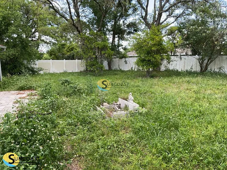 2570 Stern Dr S — Photo 13