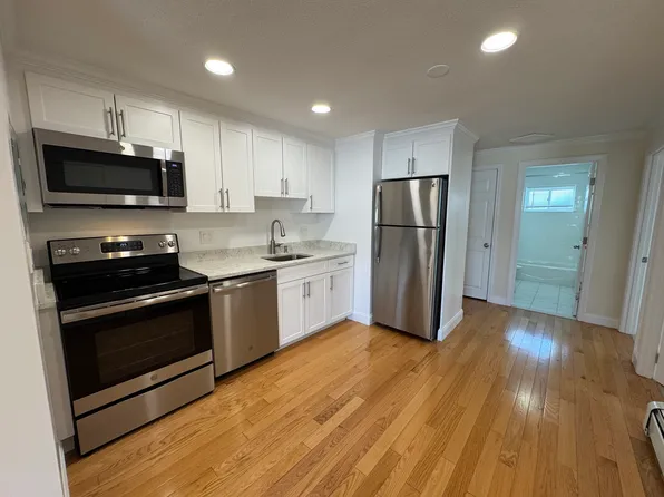 16 Westford St APT 8A, Boston, MA 02134