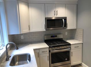 733 Clymer St, Philadelphia, PA 19147