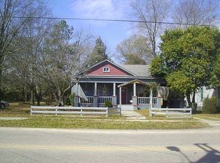 311 N Dennis Ave, Bishopville, SC 29010