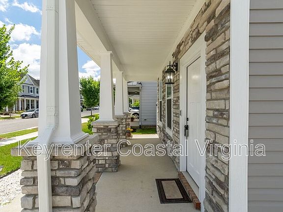2nd image of 1415 Waltham Ln