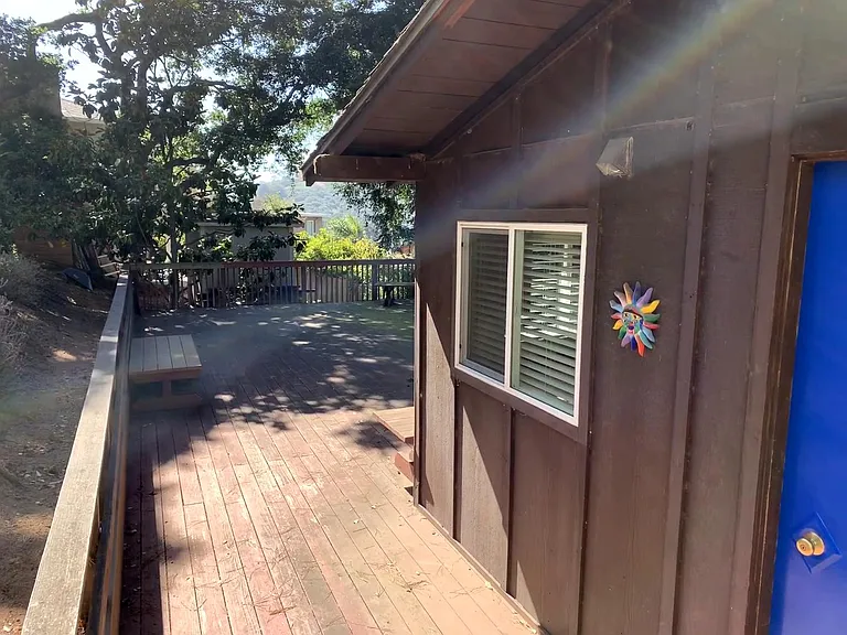 1605 Manzanita Ave — Photo 10
