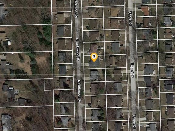 5th image of 28210 Berkshire Dr