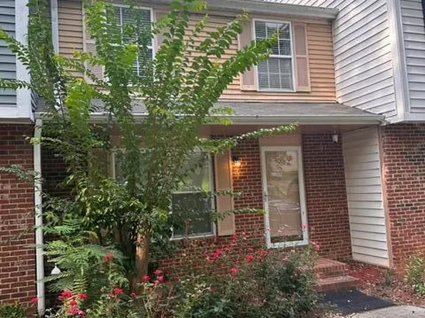 7334 Shellburne Dr, Raleigh, NC 27612