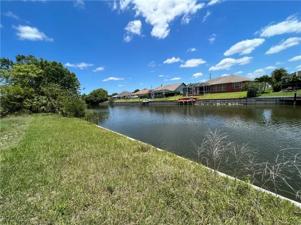 31 NE 12th Ct, Cape Coral, FL 33909