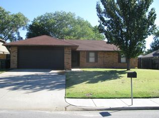 1208 S Gemini Rd, Edmond, OK 73003