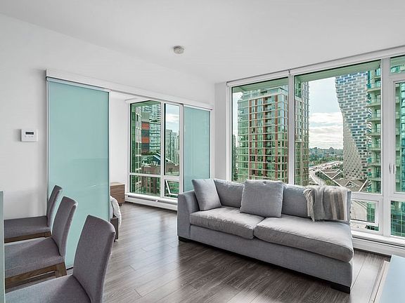 3rd image of 1283 Howe St #1708