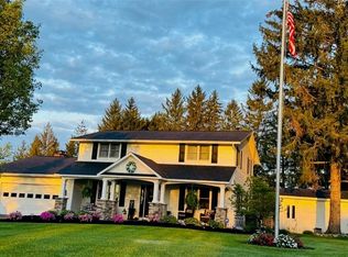 6185 Oakridge Rd, Auburn, NY 13021