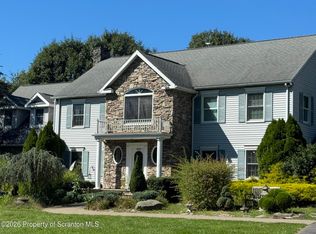 255 Gwen Elaine Ln, Falls, PA 18615