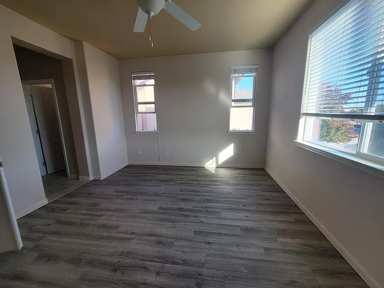 290 Caravaggio Cir — Photo 4