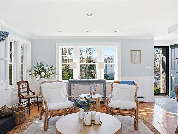 5th image of 82 Nichols Rd