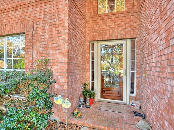 3rd image of 1107 Glendalough Dr