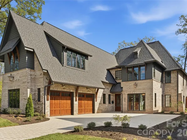 154 N Canterbury Rd, Charlotte, NC 28211