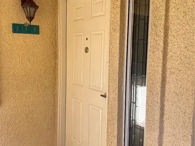 270 E Flamingo Rd #215 — Photo 2