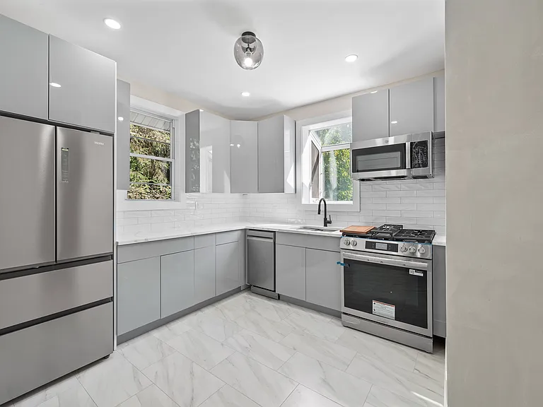 561 Broad Ave #1 — Photo 1