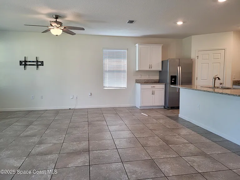760 Acadia Ct SE — Photo 12