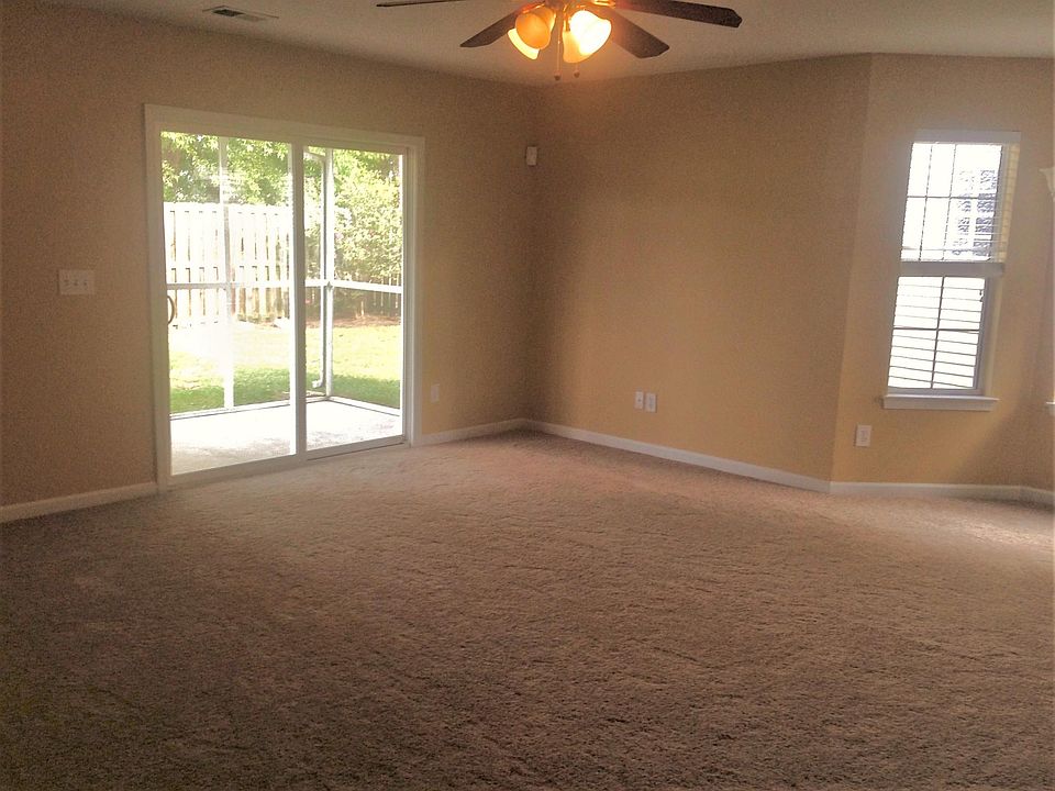 2nd image of 9283 Ayscough Rd