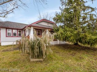 17373 Ridge Rd, Northville, MI 48168