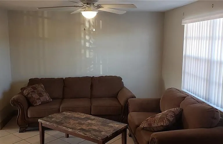 3445 Wiltshire Dr — Photo 3