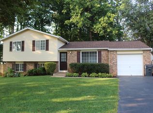 9322 Willow Pond Ln, Burke, VA 22015