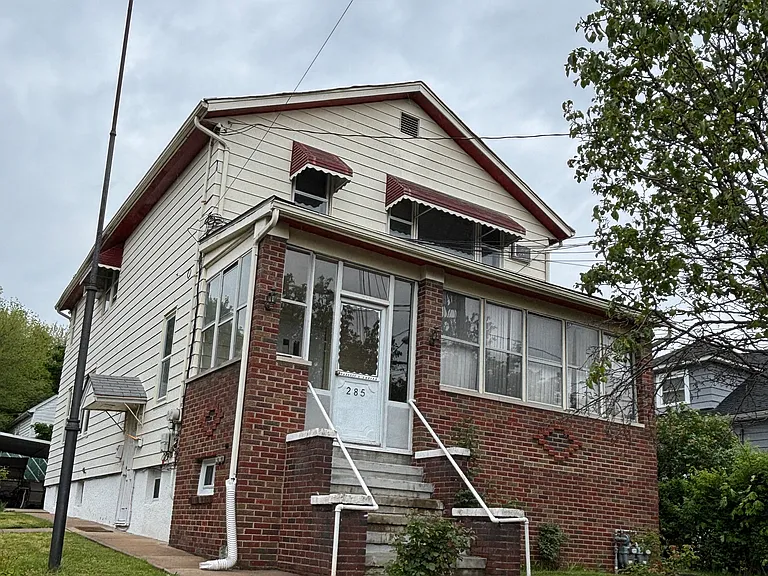 285 Westminster Pl #2 — Photo 2