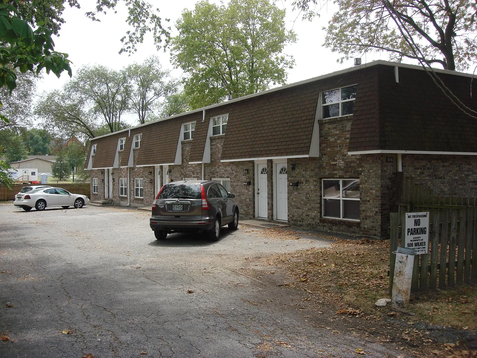 2 bed, 800 sqft, $800 — Photo 2