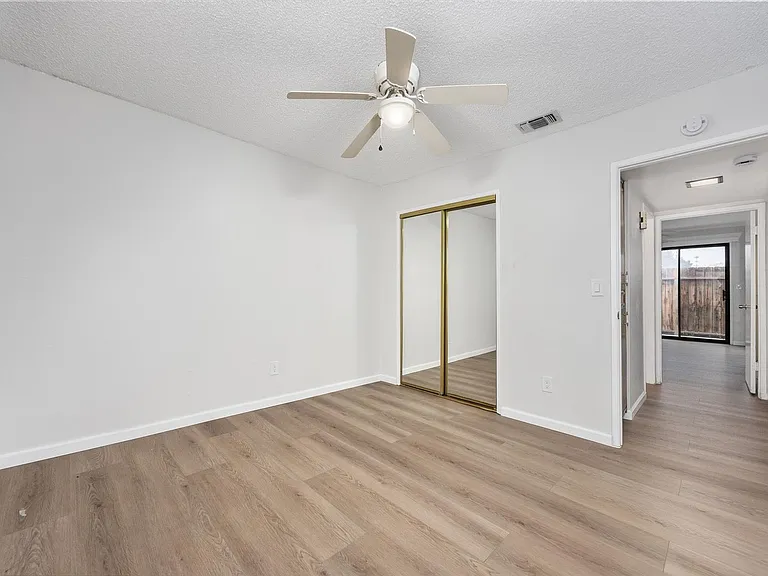 3501 Bernard St #1C — Photo 20