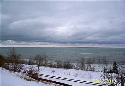 2nd image of 1806 Lakeshore Dr