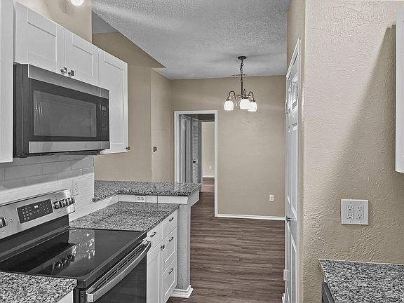 5th image of 9600 Royal Ln APT 112