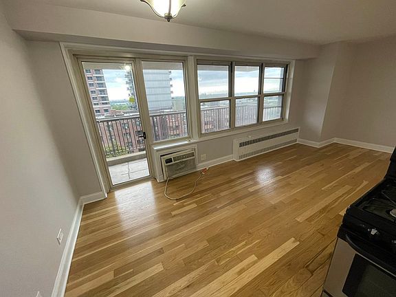 5th image of 12333 83rd Ave APT 702