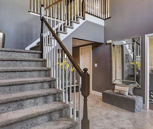 3rd image of 35 Empress Ct
