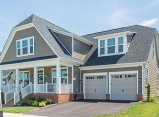 17152 Gullwing Dr, Dumfries, VA 22026