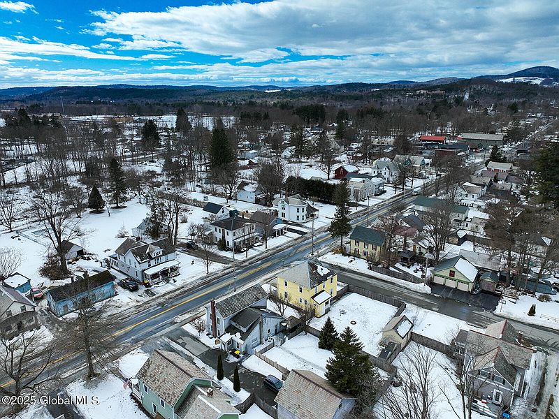4th image of 115 East Main Street
