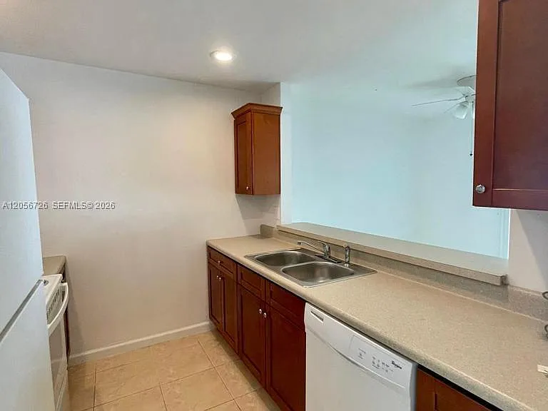 5020 Elmhurst Rd #B — Photo 6