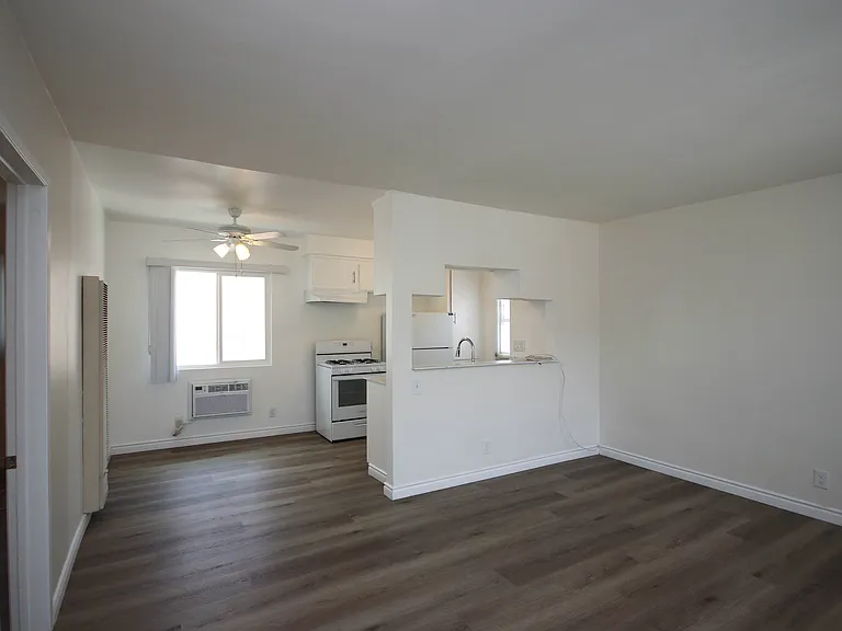264 Alpine St #5 — Photo 2