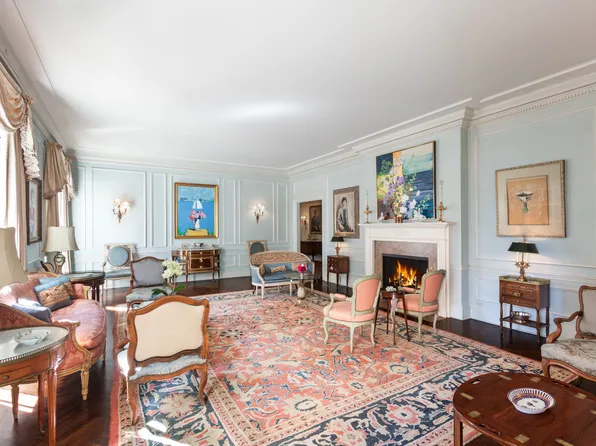 770 Park Avenue image 3 of 15