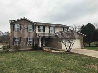 3066 Blue Heron Dr, Hamilton, OH 45011