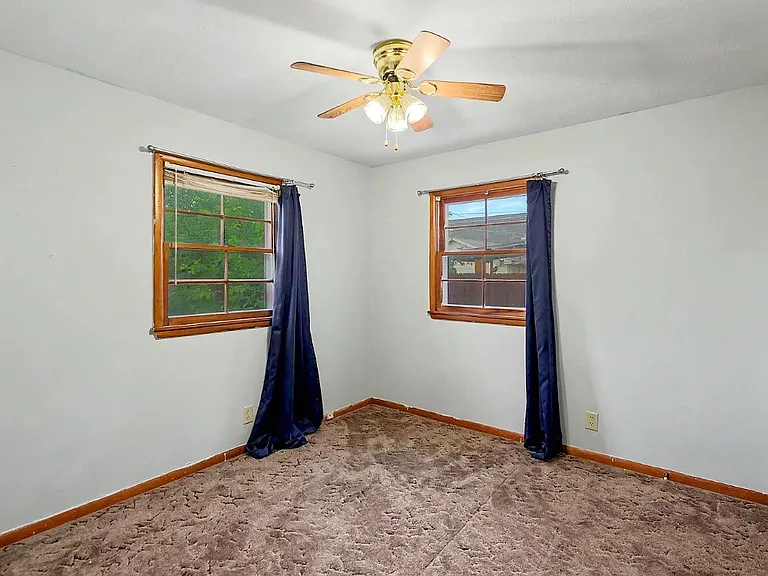 806 N Arapaho Ave — Photo 8