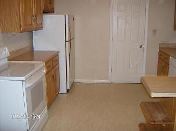 4th image of 1129 E Cragmont Dr