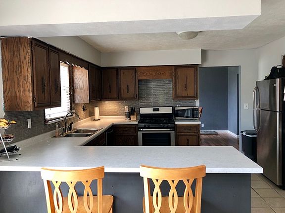 4th image of 206 Ponderosa Dr
