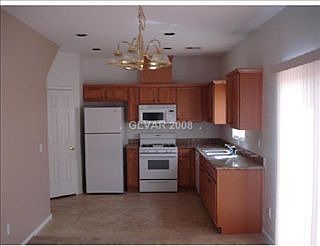 3rd image of 2171 Tiberio Way