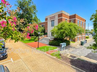 30 Kings Way Ste 102, Hampton, VA 23669