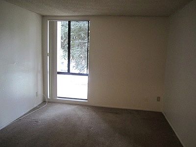 2nd image of 9848 Tabor St APT 117