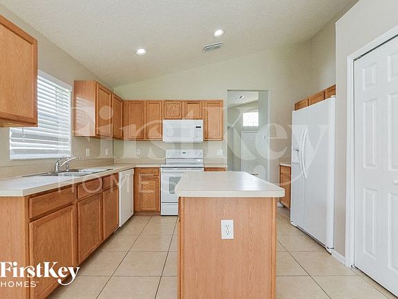4th image of 5216 Sunset Canyon Dr
